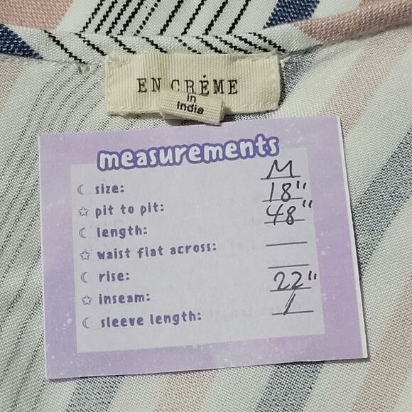 EN CREME Relaxed Cropped Striped Jumpsuit Size M Culotte Spaghetti Strap V Neck - Picture 2 of 11